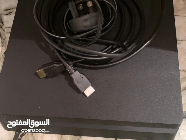 PS4 مستعمل بحاله ممتازه ولا يشتكي من شيء