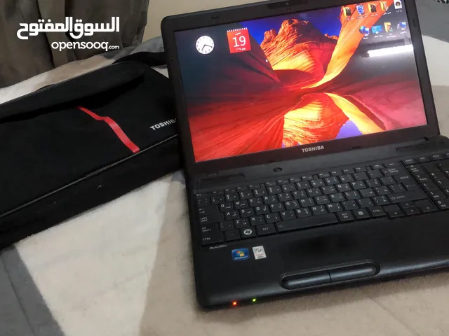 لابتوب توشيبا نظيف جدا لايوجد به خلل ولا خدش