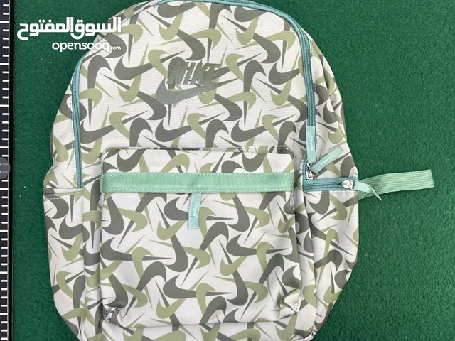 Unused Nike Bag – Amazing Deal at 70 SAR! * New Nike Bag - Only 70 Riyals – Don't Miss Out!