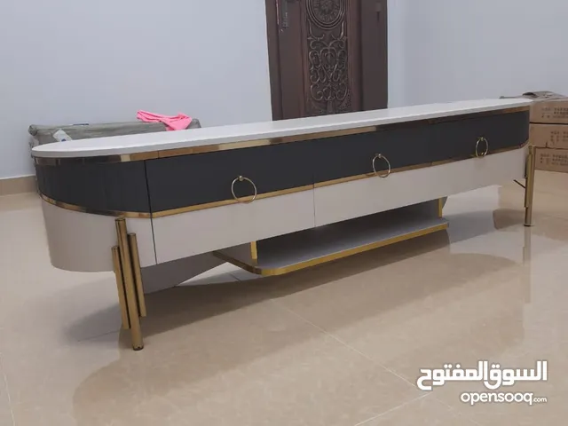 طاولات تلفاز فخمة