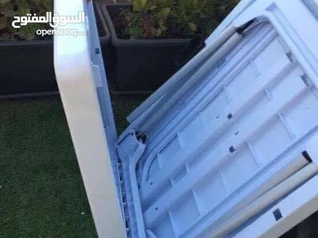 طاولة الشنطة للرحل والعزايم الأكثر طلب