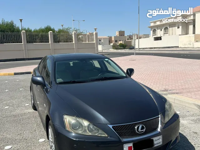 Used Lexus IS in Central Governorate