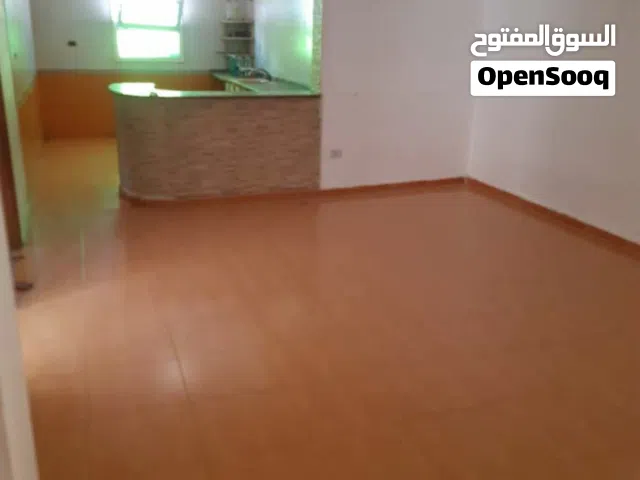 200 m2 3 Bedrooms Townhouse for Rent in Tripoli Al-Sabaa