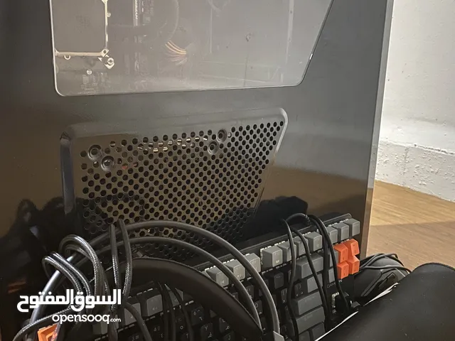 بي سي ألعاب مستعمل معه حساب جراند و فايف أم محملة، بس شغله و العب