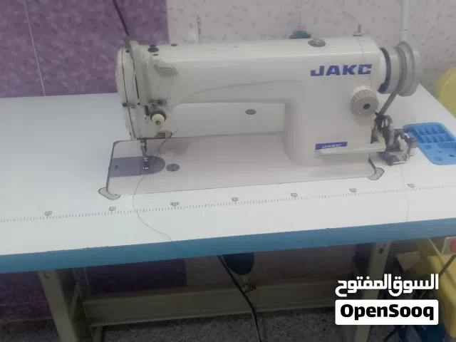 بيع مكينة خياطة JAKC خالية الأضرار مع ميزها الخاص