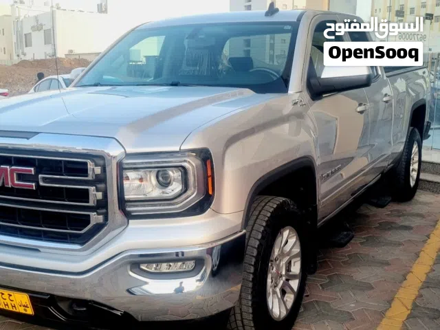 2017 جي إم سي سييرا 1500 SLT