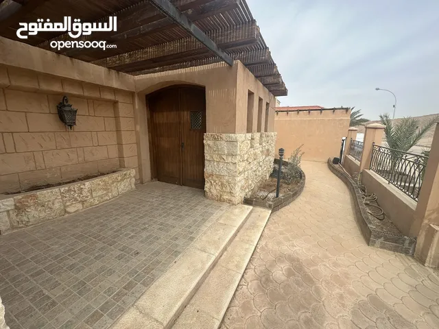 350m2 4 Bedrooms Villa for Sale in Aqaba Other