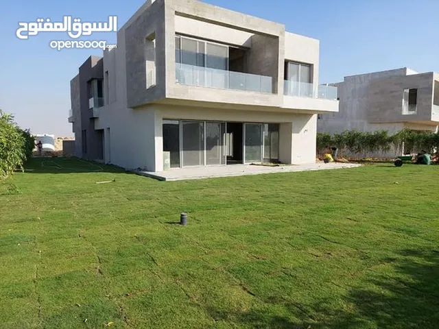 362m2 4 Bedrooms Villa for Sale in Giza Remaia