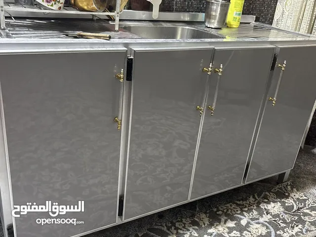 كاونتر المنيوم مع سنك الاستفسار اكثر تواصلوا معنا على الواتساب على رقمنا هذا الموجود ، وتدللون علينا