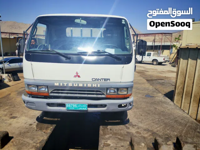 مستوبيشي شاحنه أربعه طن