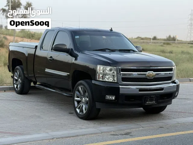 2009 شيفروليه سلفرادو 1500 LT