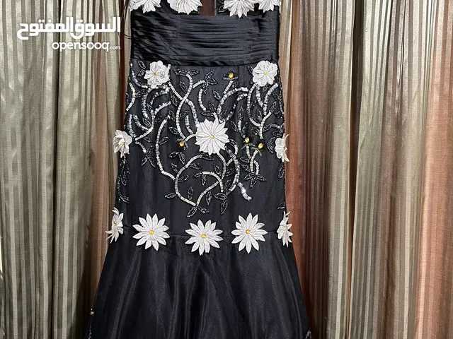 فستان سهرة اسود فخم جدا