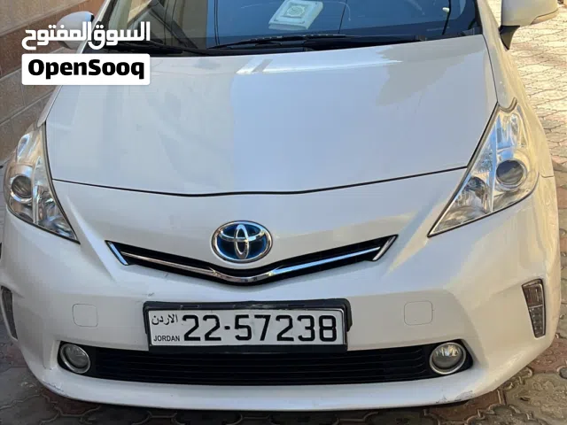2013 تويوتا بريوس Prius+