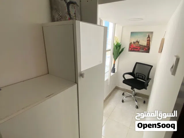 شقة مقسمه 7 بارتشنات للتنازل (تجهيز جديد ممتازه)