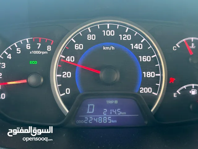 Used Hyundai i10 in Al Dakhiliya