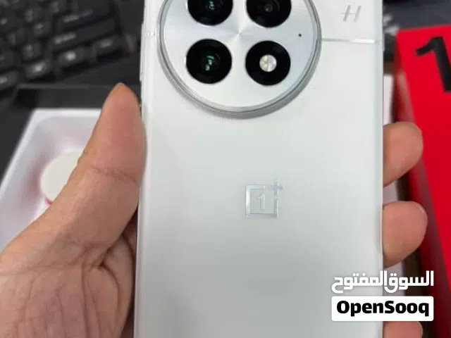 OnePlus 13 256 GB in Tripoli