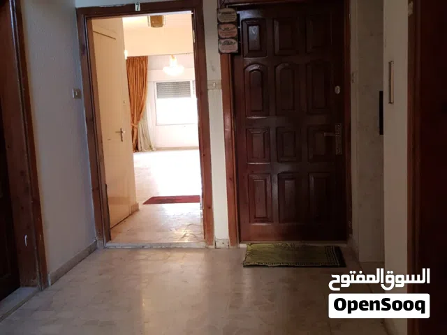 شقة مميزة للبيع في عمان الفربية منطقة البيادر وادي السير حي السهل دخلة  بقاليه ركان من المالك مباشرة