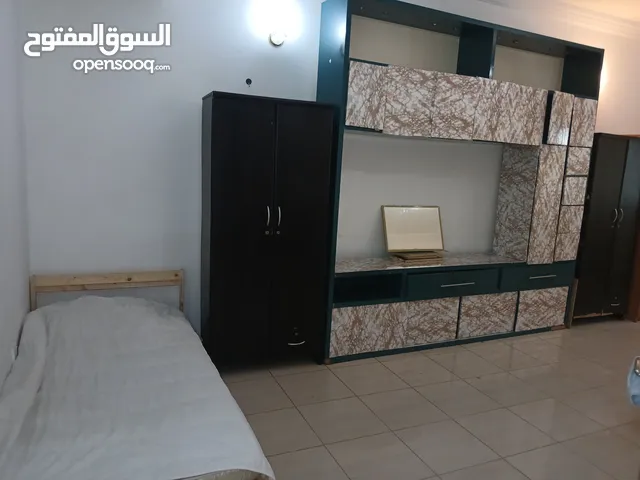 سكن شيرنغ بنات