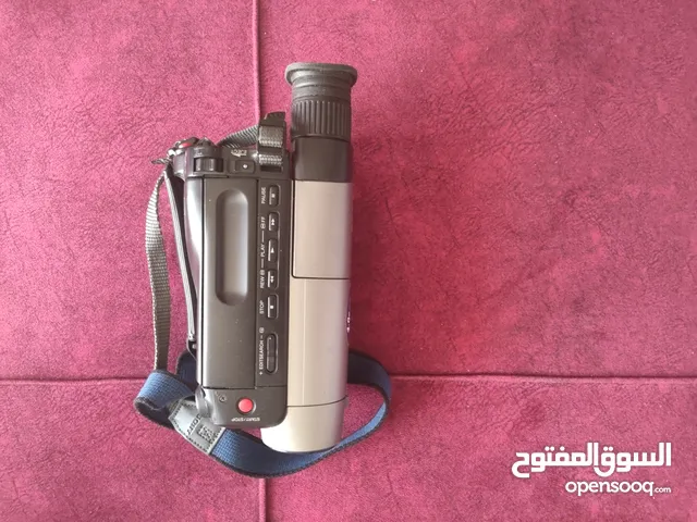 كاميرا سوني Handicam M8 مشتراه من السعودية بشاشة عرض LCD 2.5 بوصة بحالة ممتازة