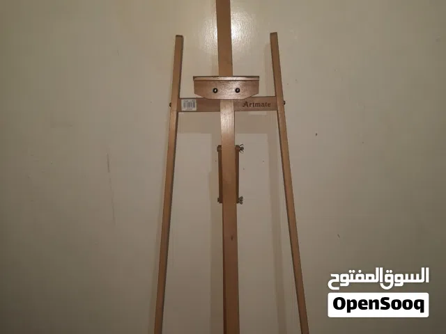 حامل لوحات رسم خشبي كبير