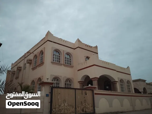 فيلا للبيع شمال عوقد