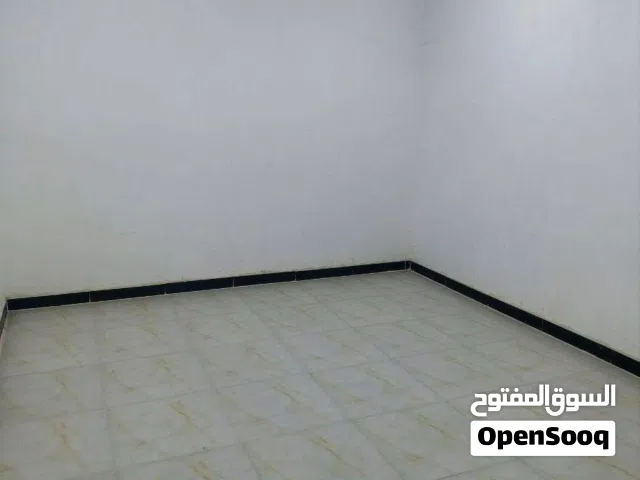 300 m2 2 Bedrooms Townhouse for Rent in Basra Jubaileh