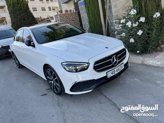 2021 Mercedes E200