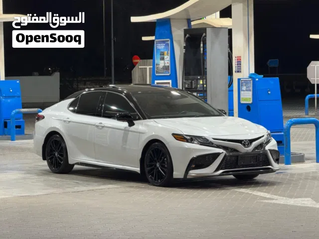 2021 تويوتا كامري XSE