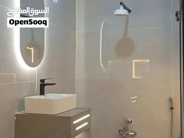 اسطه للعمل بجميع أعمال السيراميك ولبخ وبورسلين