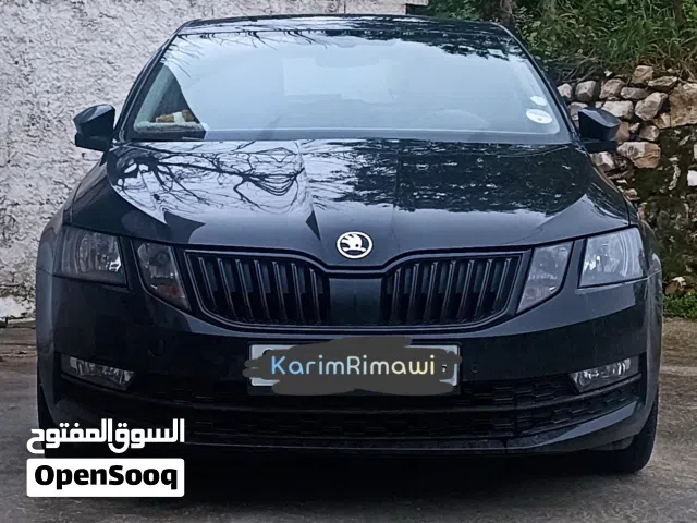 2017, سكودا, اوكتافيا, Standard