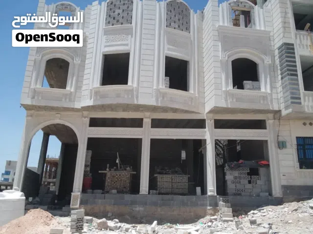 عمل هندسي موثق شخصي ثلاث شقق ثلاث محلات  وحوش سياره خزان ارضي هردي موثق
