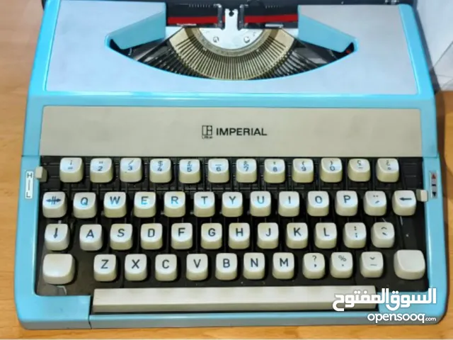 الة طابعة قديمة جدا Vintage Imperial 230 Tab-O-Matic Cased Portable Typewriter - In Baby Blue