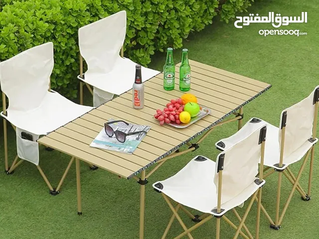 طقم طاولة ألمنيوم قابل للطي + 4 كراسي – خفيف، عملي، أنيق... الرفيق المثالي لكل مشاويرك!