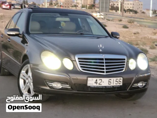 2008 مرسيدس بنز الفئة-E E 200