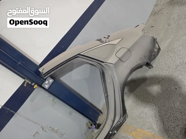 رفرف خلفي اكورد 2019 صوب اليسار مع الجامة