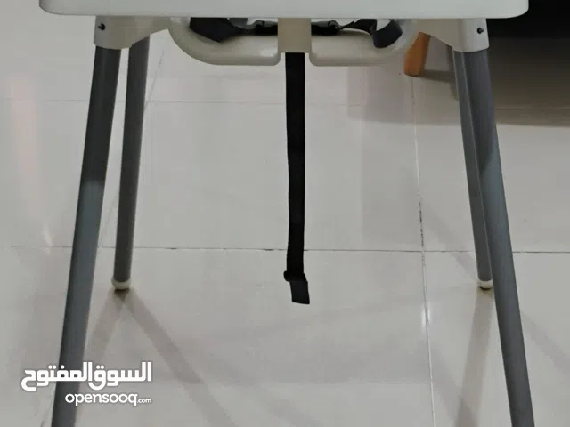 Baby highchair with tray ,and safety belt كرسي أطفال مع صينية طعام و حزام للأمان