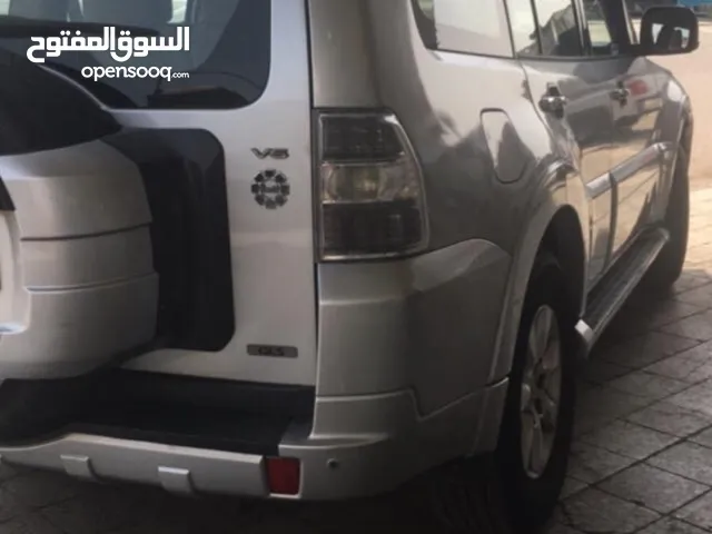 Used Mitsubishi Pajero in Al Ahmadi