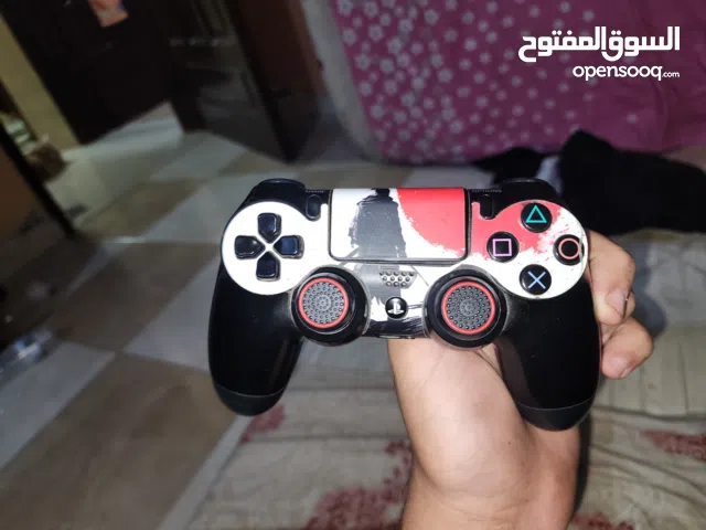 يد تحكم سوني 4