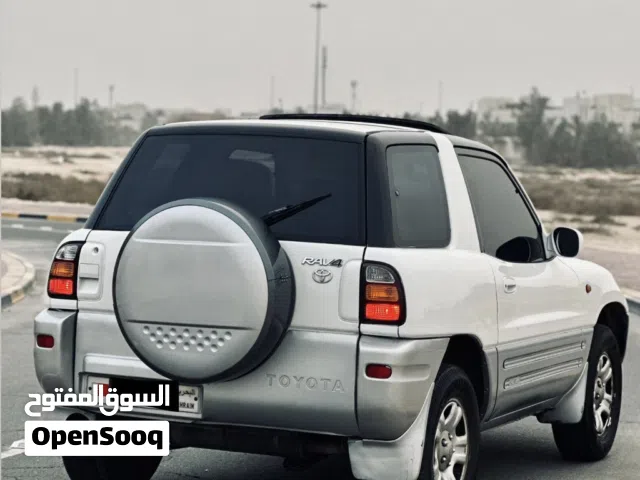 تويوتا رافور 2000 سبورت