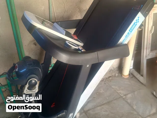جهاز جري مع هزاز و جهاز اخر تكسير شحوم ولمرونه العضلات بيع او مراوس اقرا الوصف