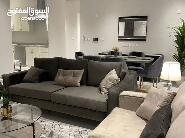 شقه الايجار سنوي الرياض حي الملقا 3غرف جديده الشقه مفروش