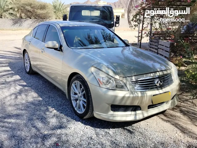 لبيع انفنتي G35نظيف جداا