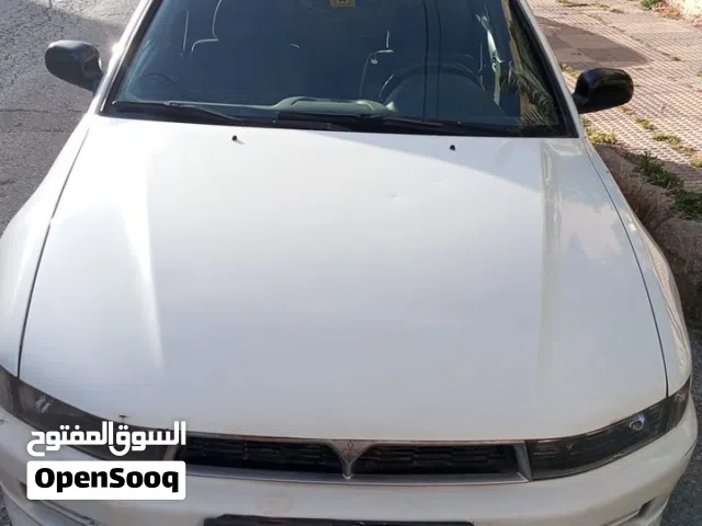 2005 ميتسوبيشي جالنت Standard