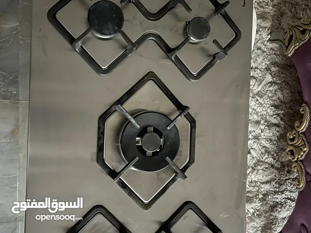 Ferre Ovens in Al Madinah
