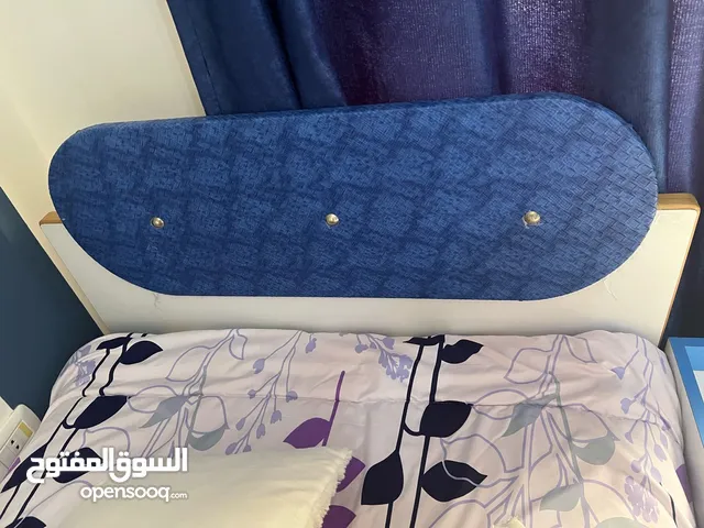 غرفه نوم مستعمل بحاله ممتازه