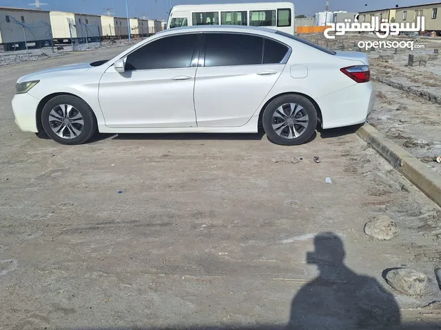 hounda accord 2015.neat and calene