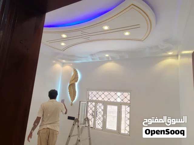 عماره للبيع لبنه ونص الدور الاول ثلاث غرف  وحمامين ومطبخ مشطب جاهز لسكن الدور الثاني ملبس حجر ابيض
