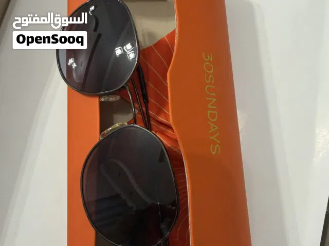 نظارة ايوا اصليه جديده غير مستخدمه مع كامل اغراضه