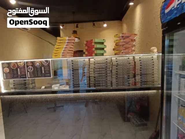 مقهى معجنات وسندوتشات للبيع