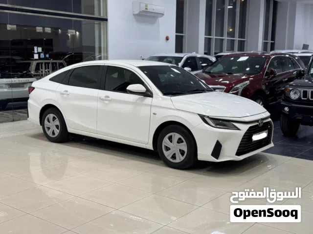 Toyota Yaris 2023 (White)